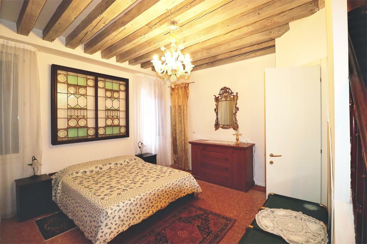 Apartamento Al Mezzanino, Palazzo Torniello Venecia Exterior foto